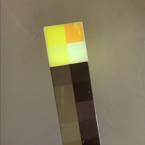 Mincraft light up torch🕯🌿 - Picture 3 of 3
